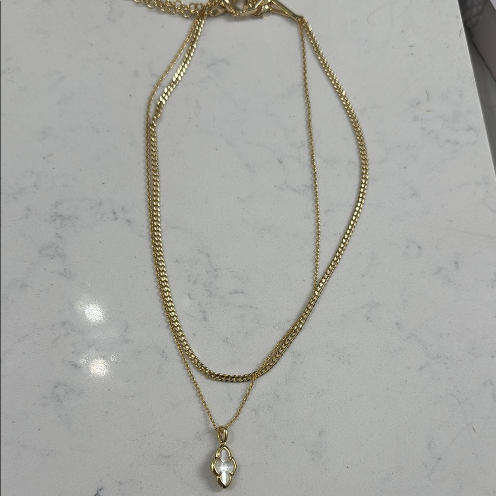 Kendra Scott Gold Layered Necklace with Sparkling Pendant